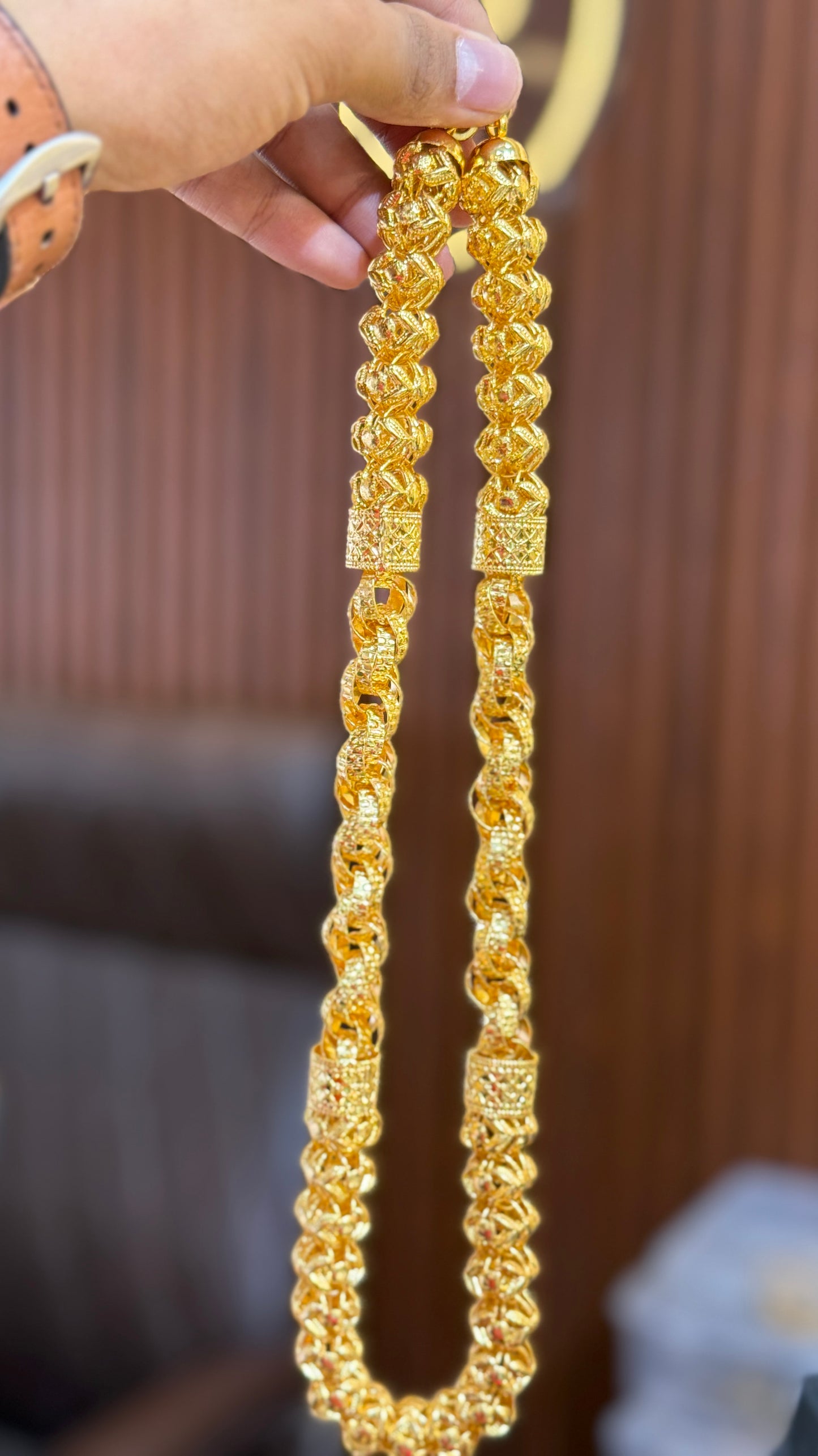 Hollow chain gold plated chain 3.6⭐️⭐️⭐️ (575)