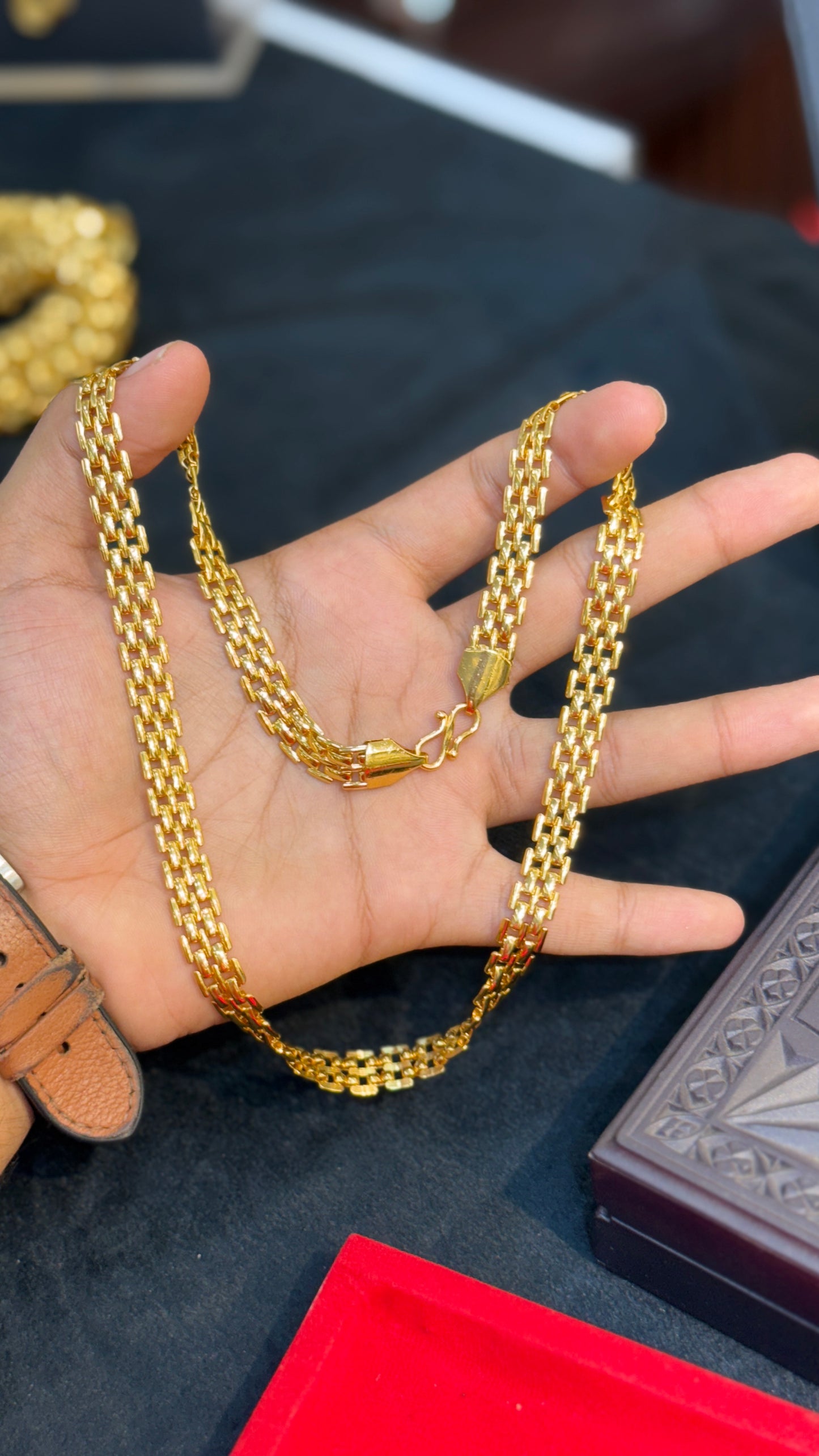 Belt chain 4.6⭐️⭐️⭐️⭐️(826)