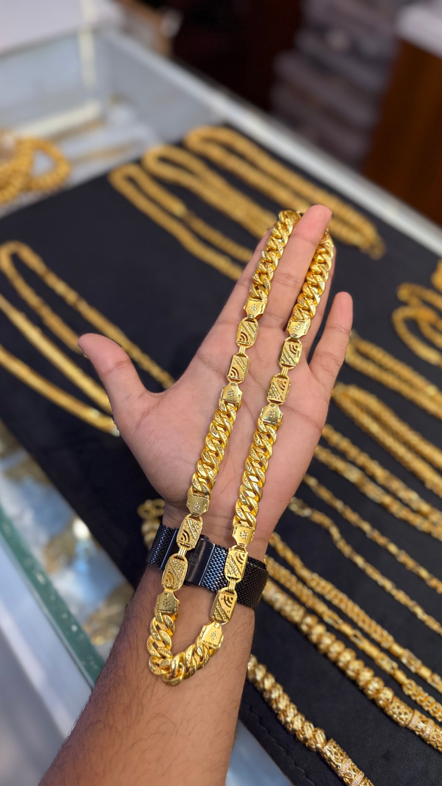 Koyal Nawabi Comb Chain 4.4⭐️⭐️⭐️⭐️ (4866)