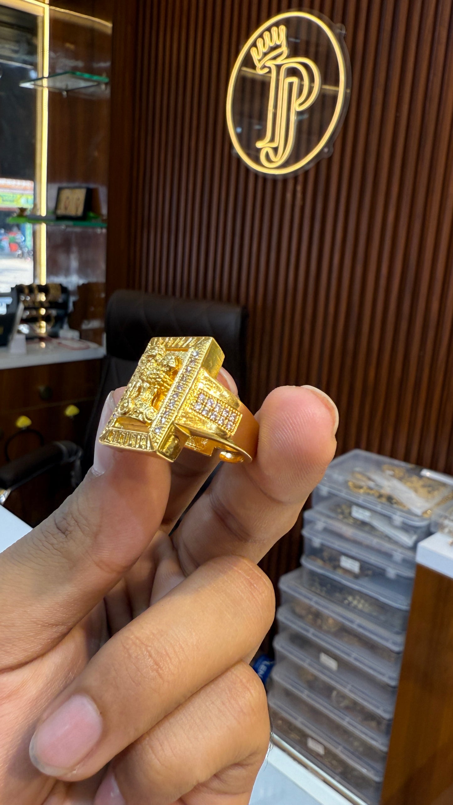 A D AshokStamb Ring 4.7⭐️⭐️⭐️⭐️ (7942)