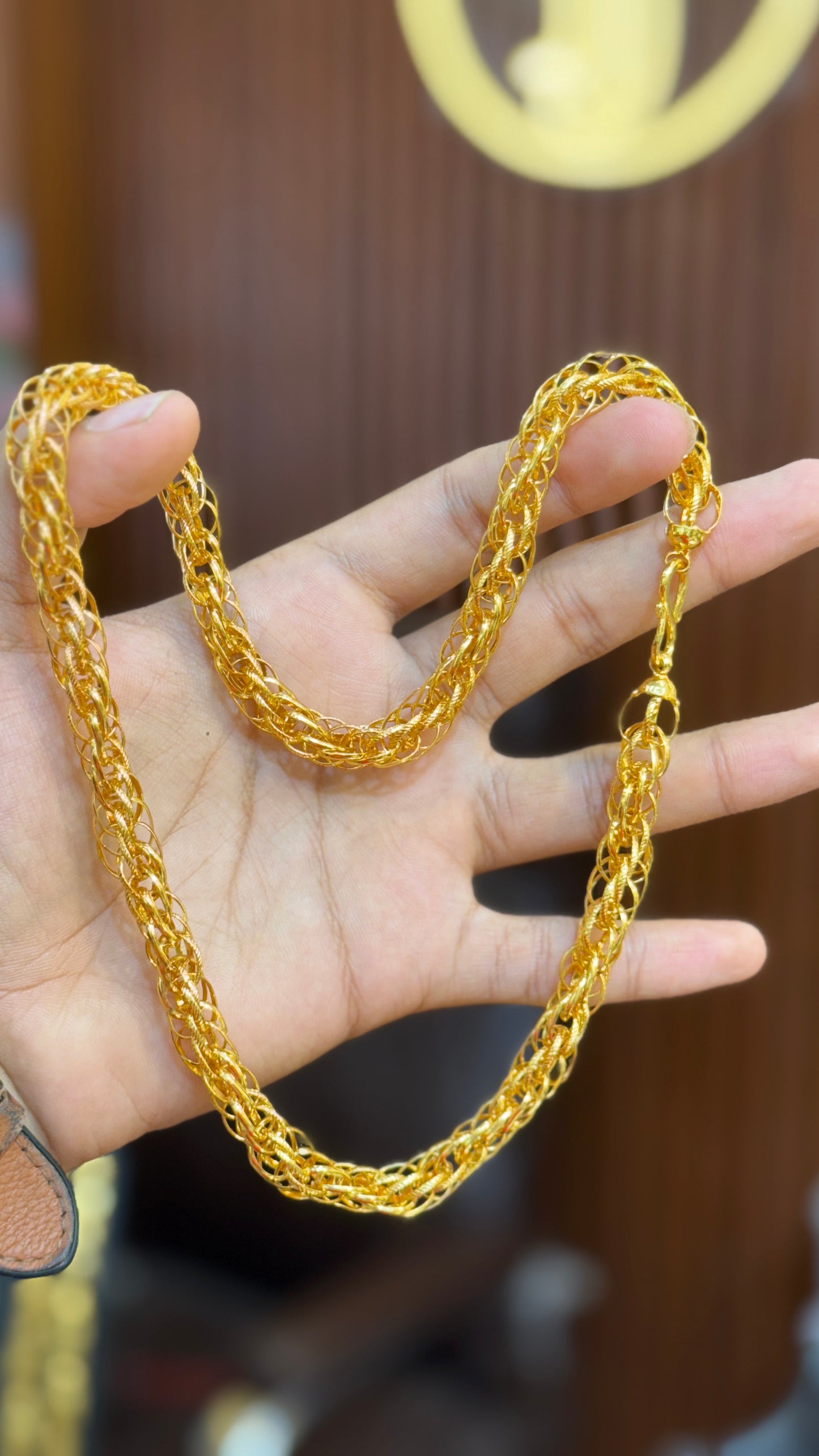 Honey-singh chain 4.6⭐️⭐️⭐️⭐️(748)