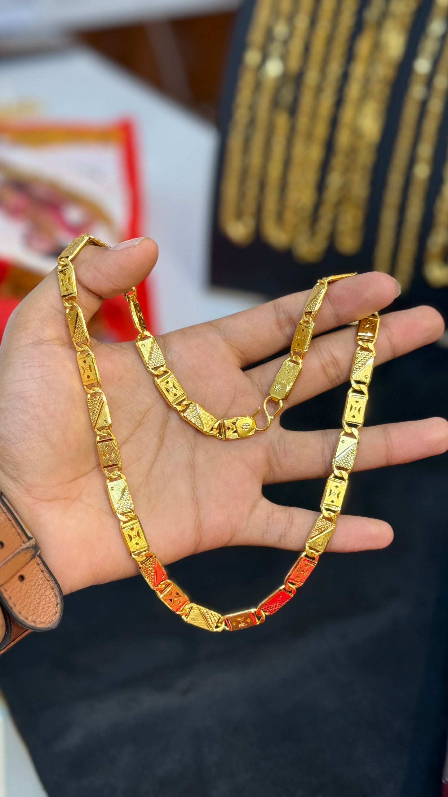Nawabi Gold Plated Chain .             4.6⭐️⭐️⭐️⭐️ (1616)