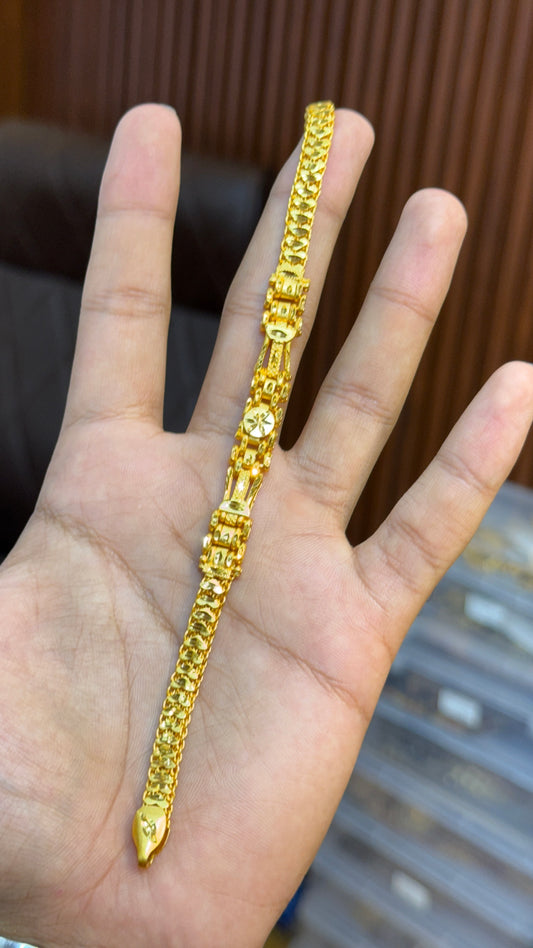 Kartiar Bracelet                                 4.0 ⭐️⭐️⭐️⭐️(926)