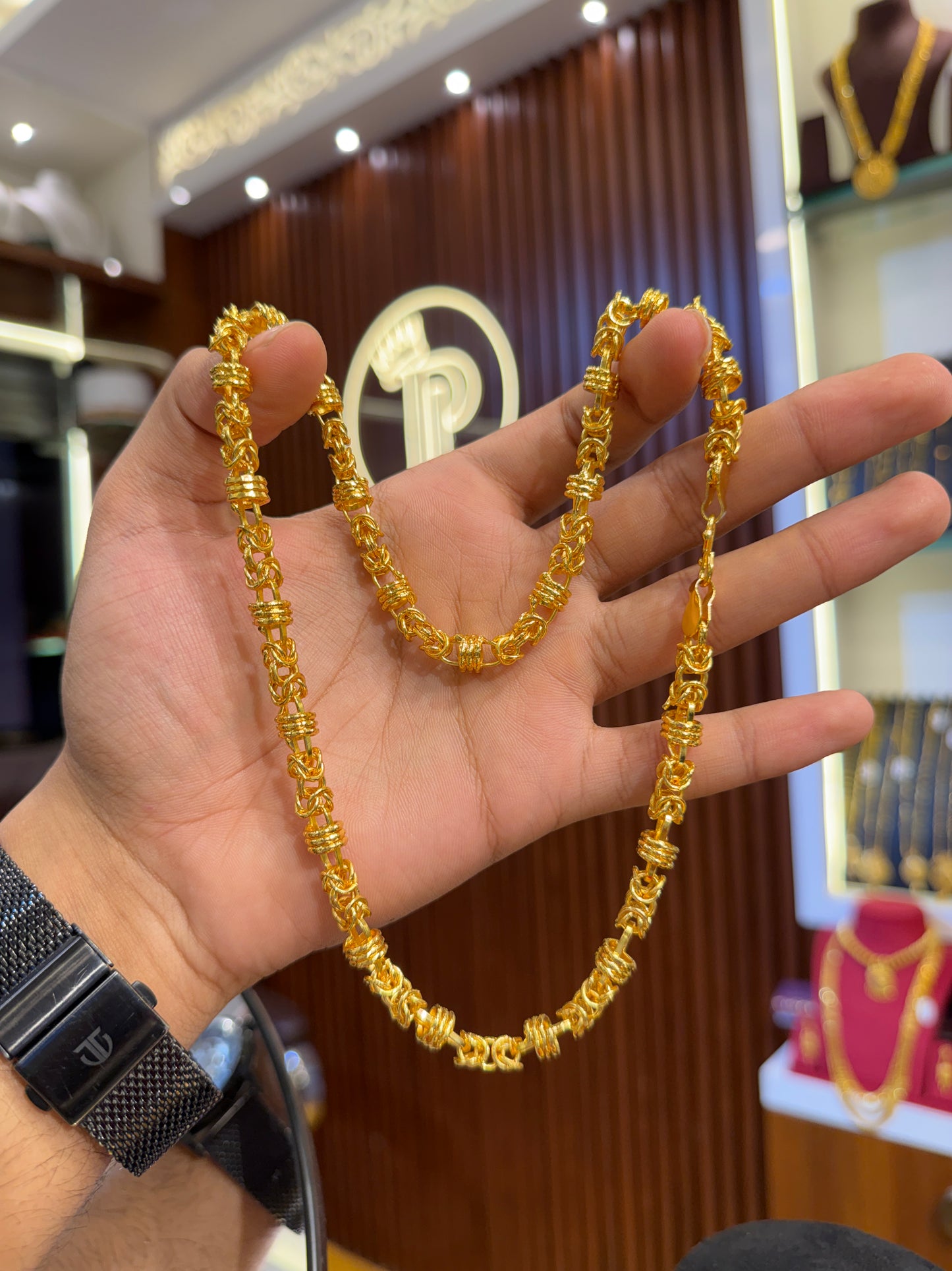 Indo italian chain ⭐⭐⭐⭐⭐ 4.5 (8,340)