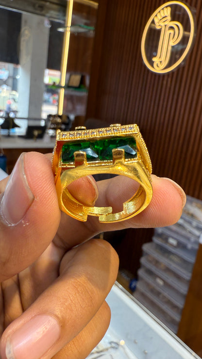Green Stone Ring                            4.0 ⭐⭐️⭐️⭐️(896)