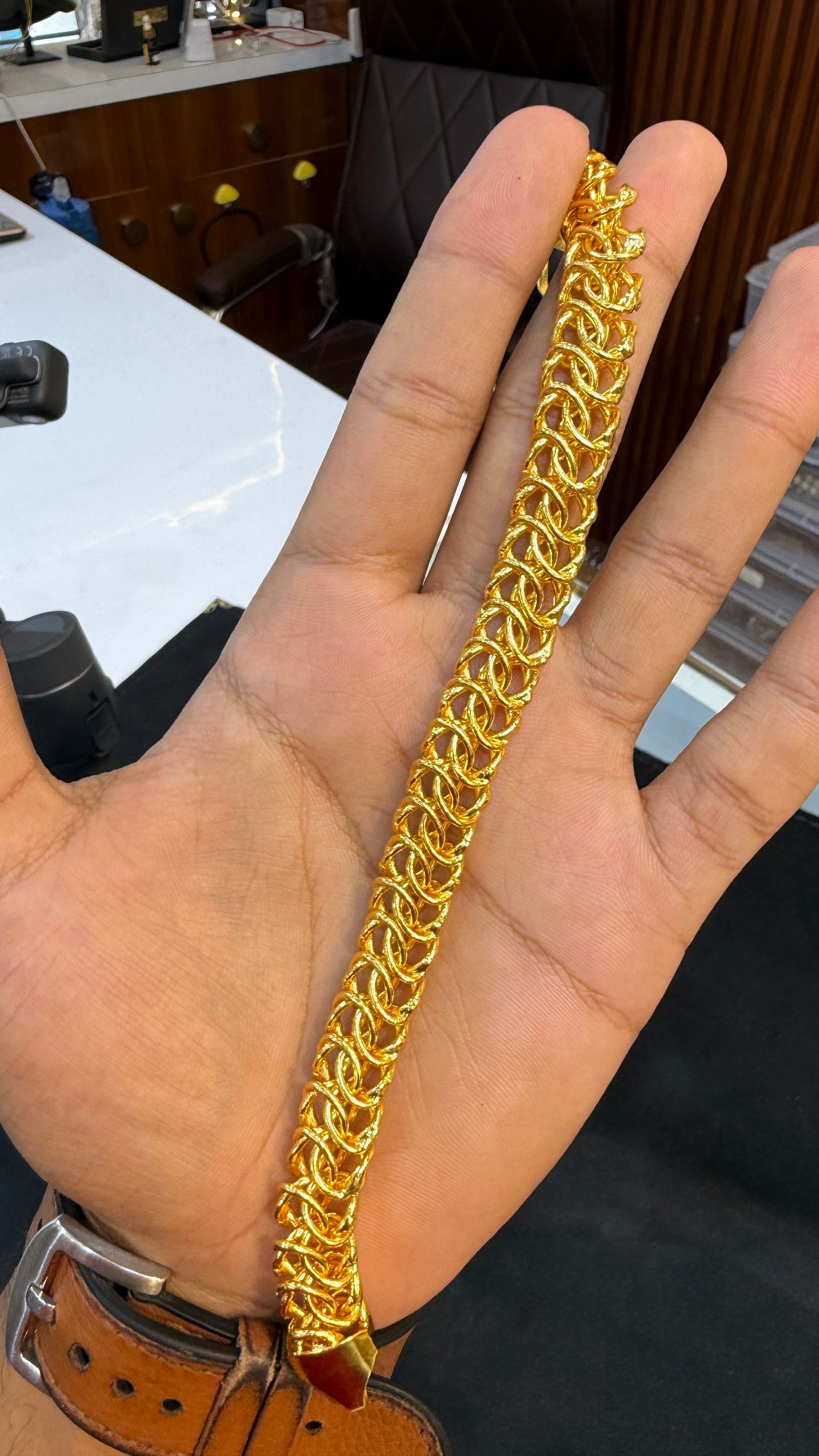 Bracelet Gold Plated bracelet                                          3.9 ⭐️⭐️⭐️ (351)