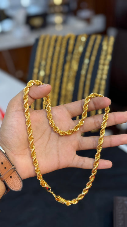 Rassi Gold Plated Chain.                                                  3.9 ⭐️⭐️⭐️ (1021)