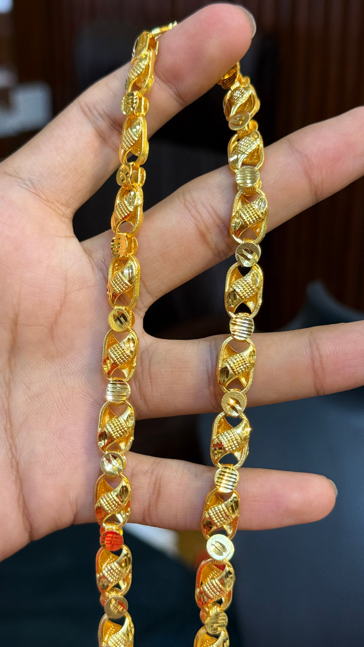 Handmade chain                        4.8⭐️⭐️⭐⭐️ (1865)