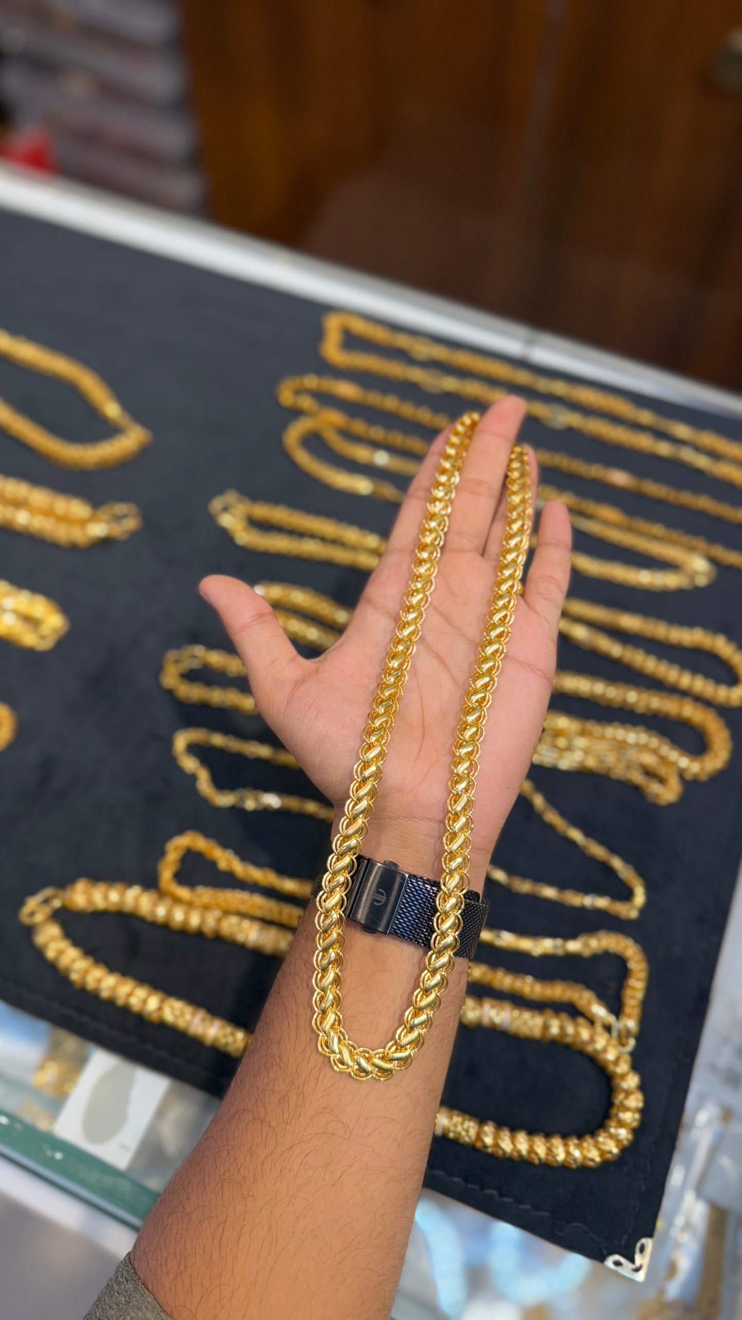 Mini lotus chain.              4.4⭐️⭐️⭐️⭐️ (4866)