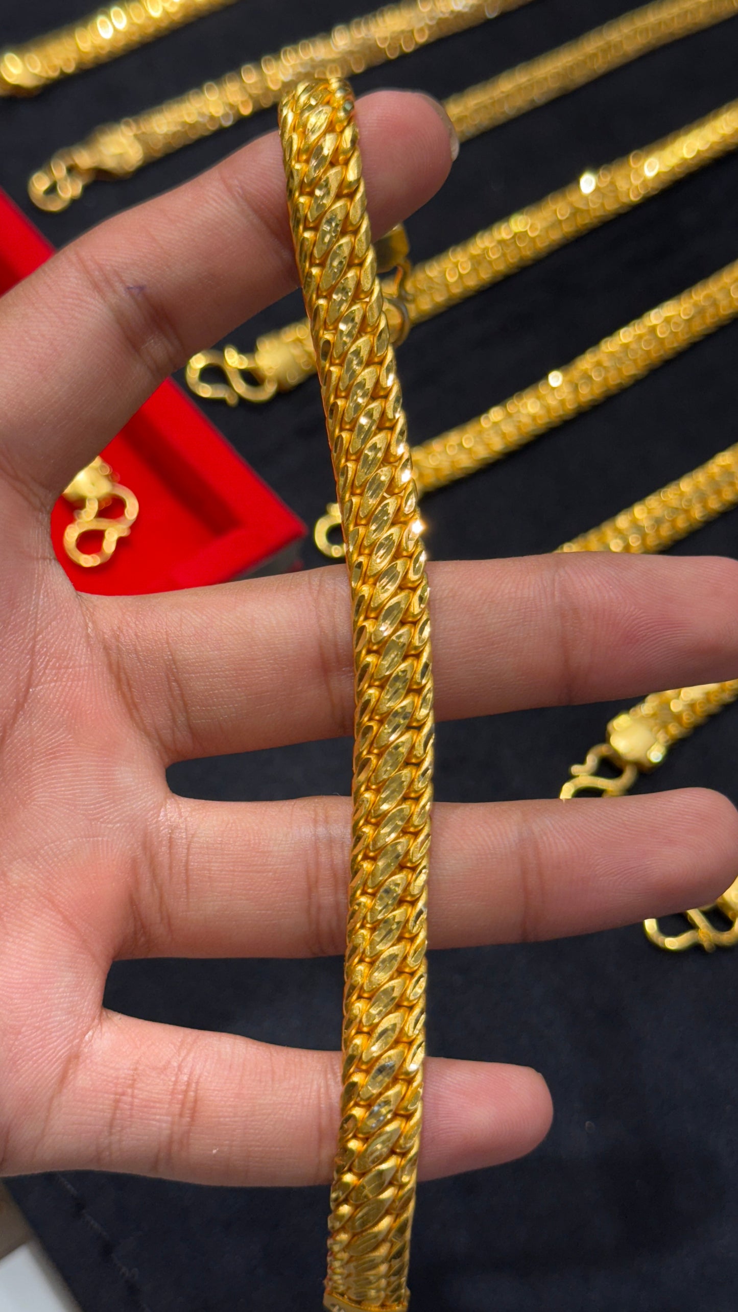Classic Bracelet 4.1⭐⭐️⭐️⭐️(2196)