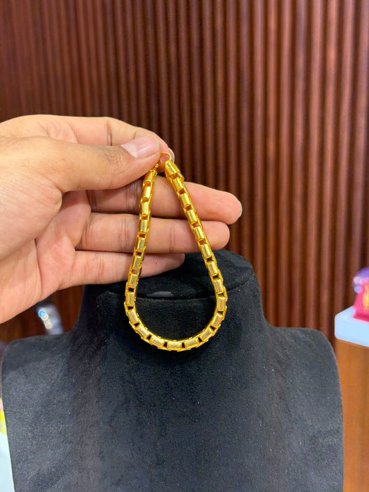 Bracelet ⭐⭐⭐⭐⭐ 4.5 (15,670)