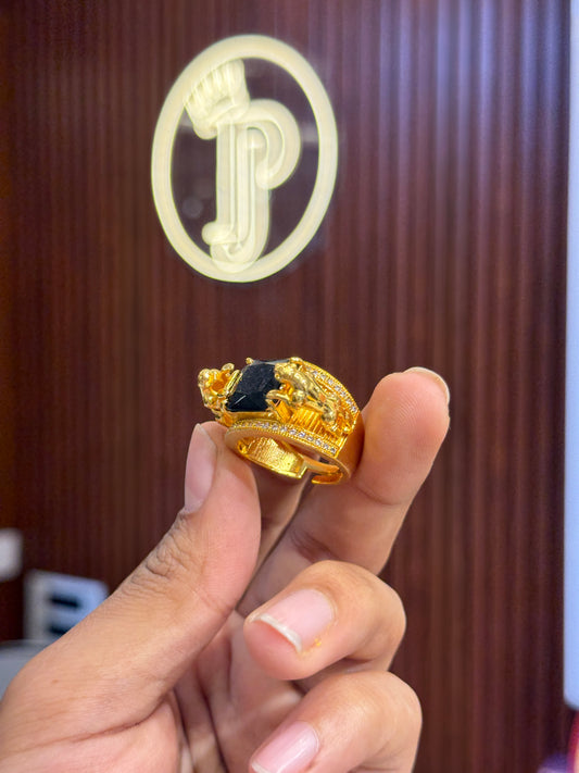 Black stone ring ⭐⭐⭐⭐☆ 4.0 (6,430)