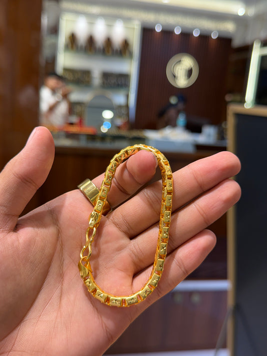 Gold bracelet ⭐⭐⭐⭐☆ 4.0 (6,430)