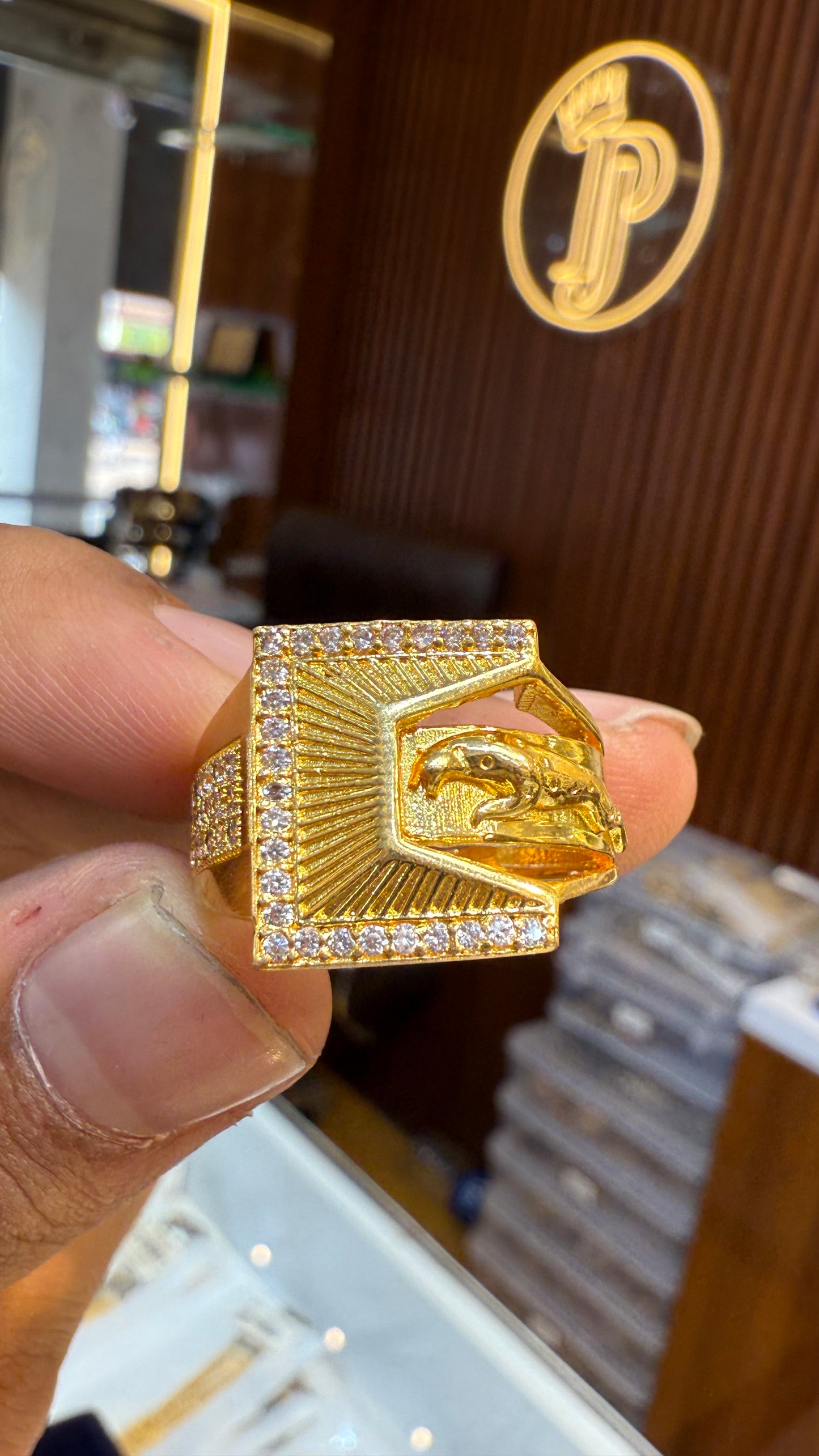 Jaguar gold plated ring                                                                4.6⭐️⭐️⭐️⭐️ (3210)