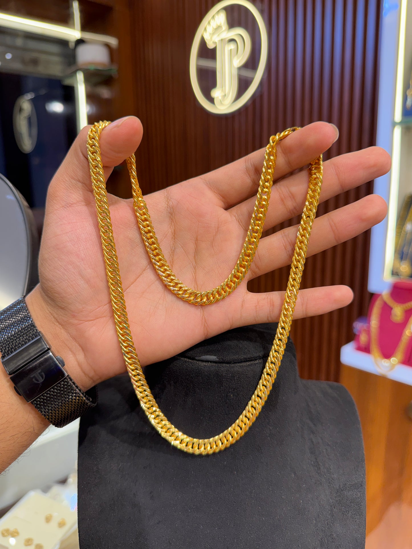 Chain ⭐⭐⭐⭐☆ 4.3 (14,950)