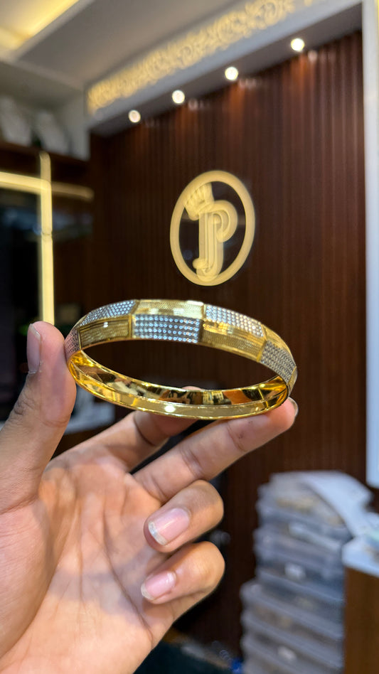 Punjabi kada                                   4.9⭐⭐⭐️⭐️ (486)